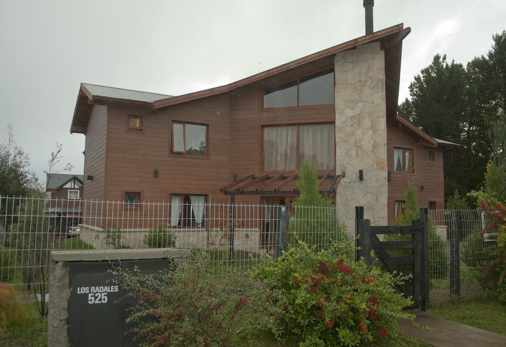 Apart Hotel Raices Patagonicas Dina Huapi Exterior foto